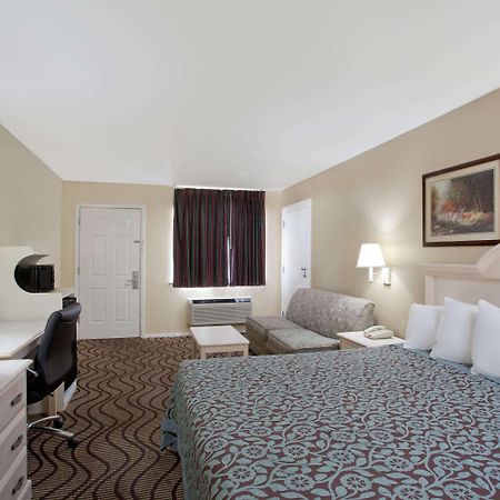 Days Inn By Wyndham Kerrville Extérieur photo