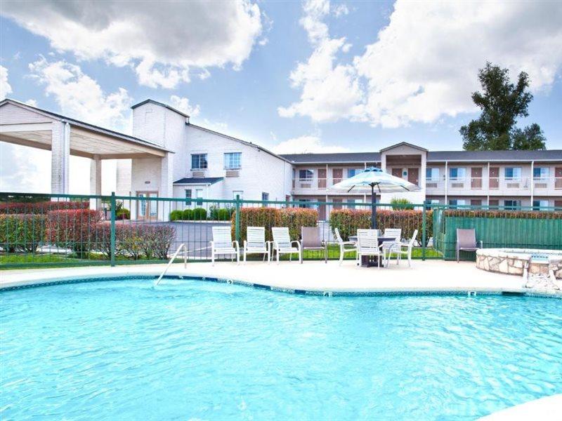Days Inn By Wyndham Kerrville Extérieur photo