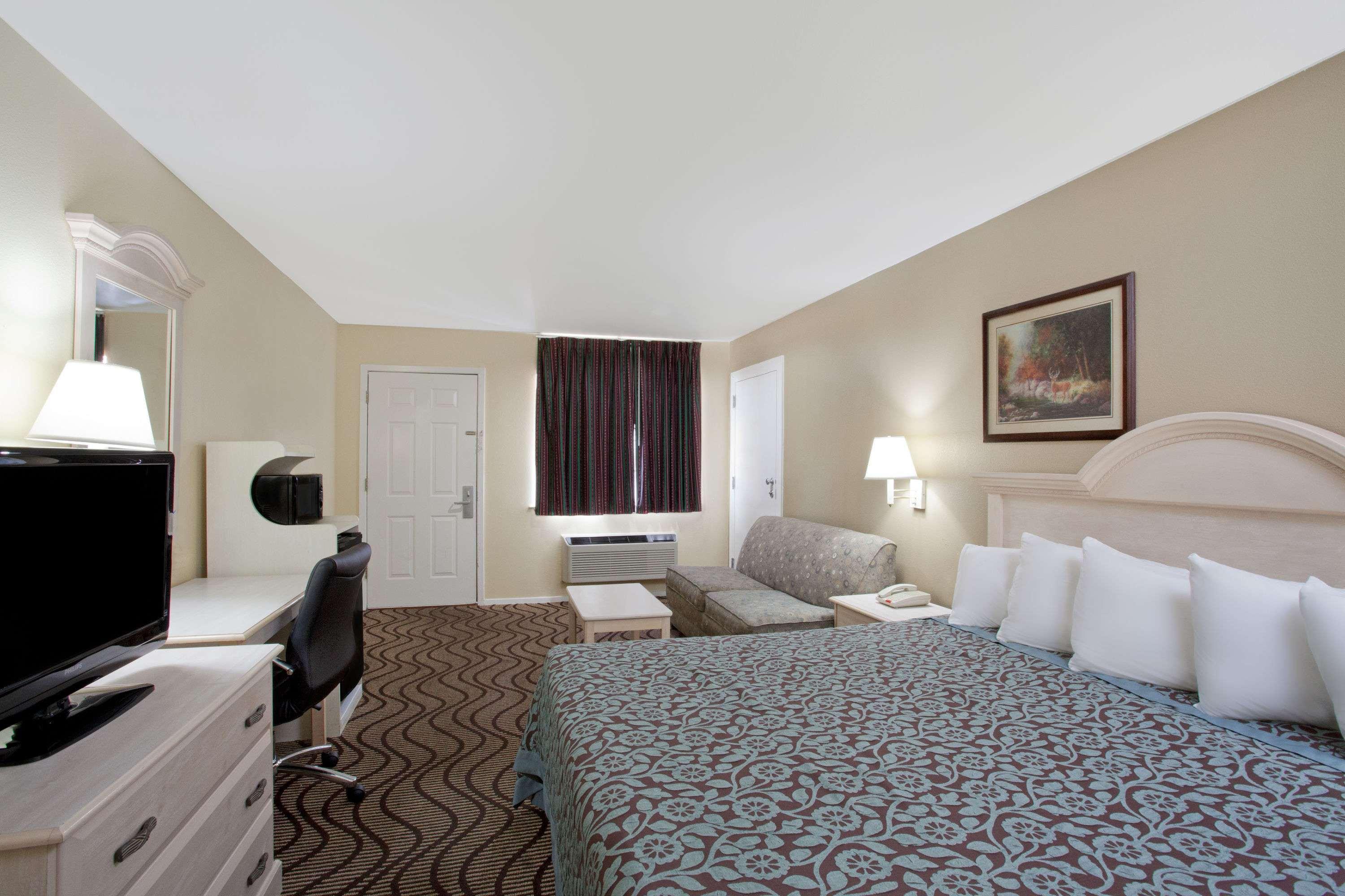 Days Inn By Wyndham Kerrville Extérieur photo