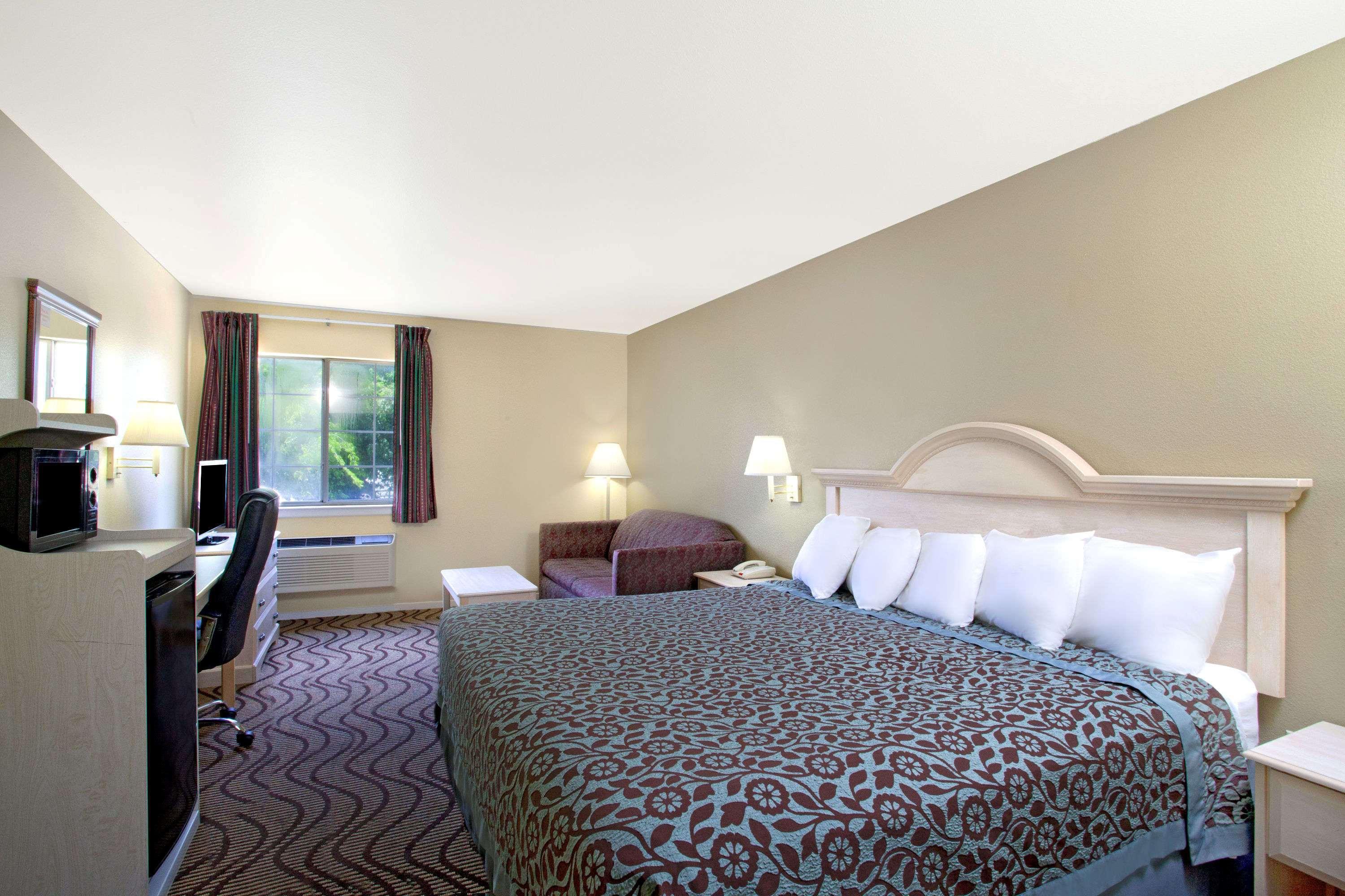 Days Inn By Wyndham Kerrville Extérieur photo