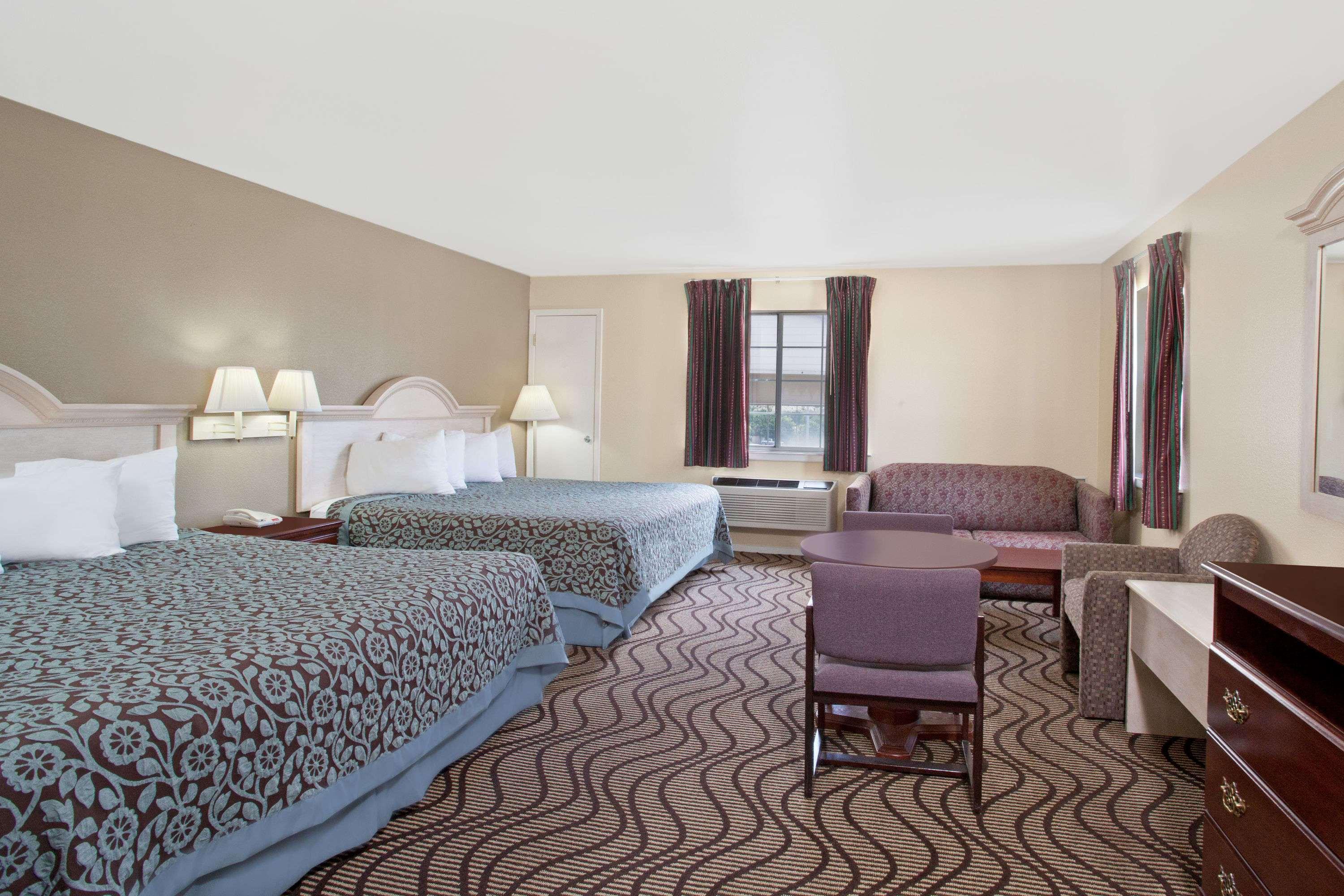 Days Inn By Wyndham Kerrville Extérieur photo