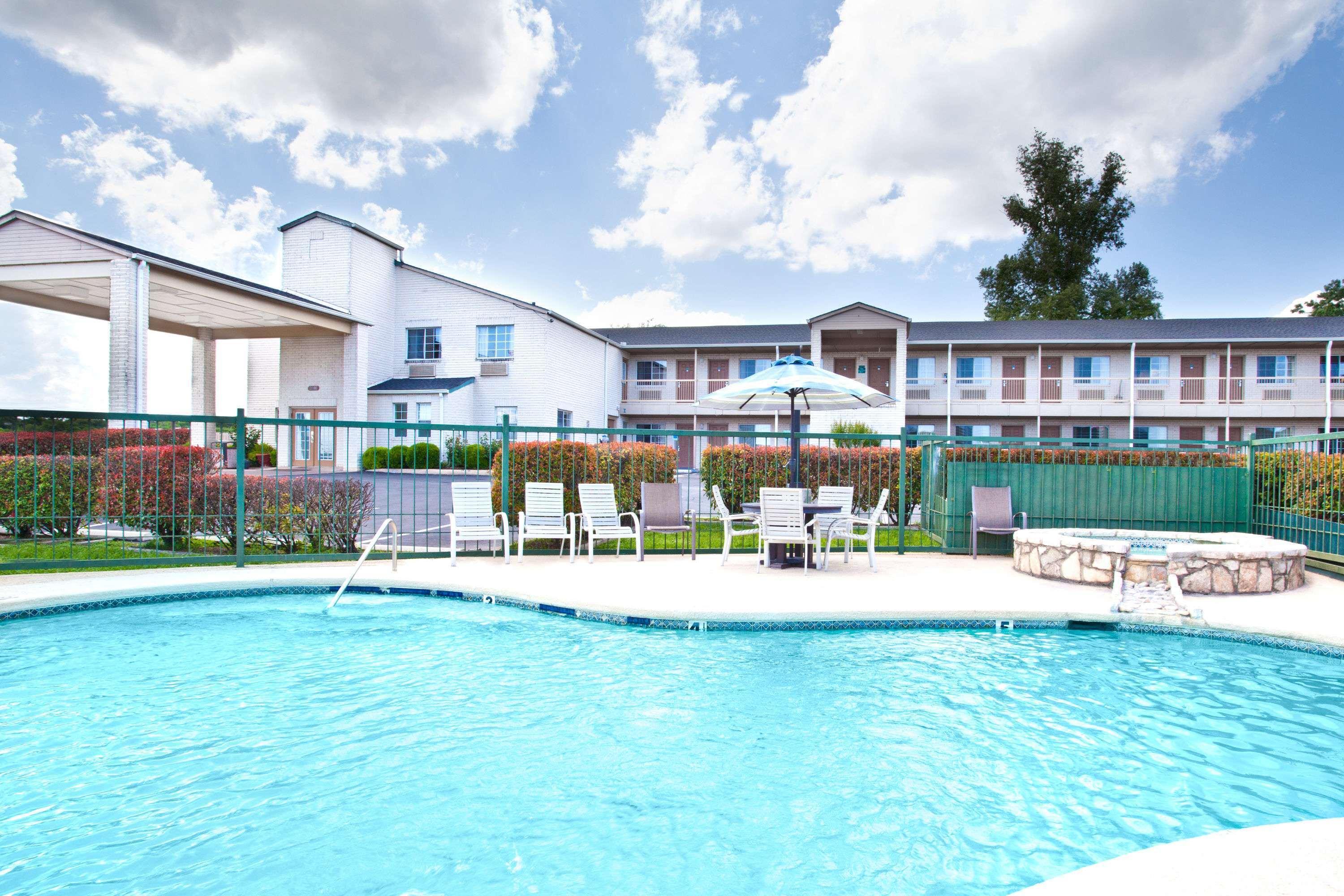 Days Inn By Wyndham Kerrville Extérieur photo