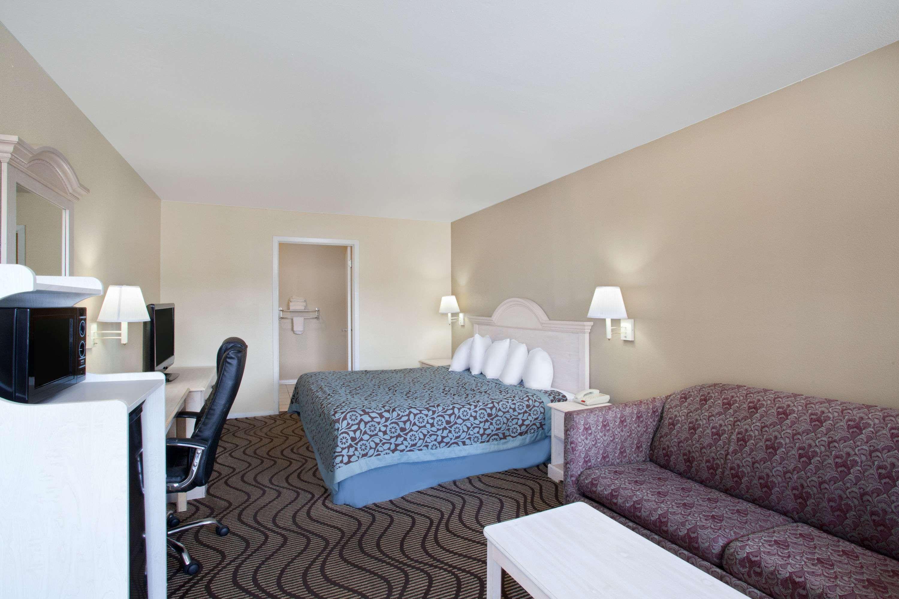 Days Inn By Wyndham Kerrville Extérieur photo