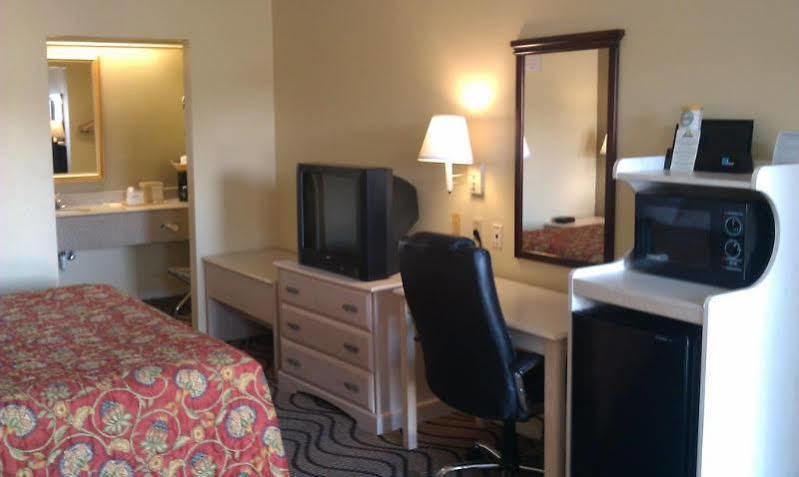 Days Inn By Wyndham Kerrville Extérieur photo