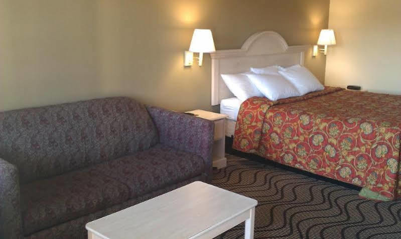 Days Inn By Wyndham Kerrville Extérieur photo